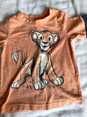Disney Orange Lion Cub Graphic Tee - Short Sleeve